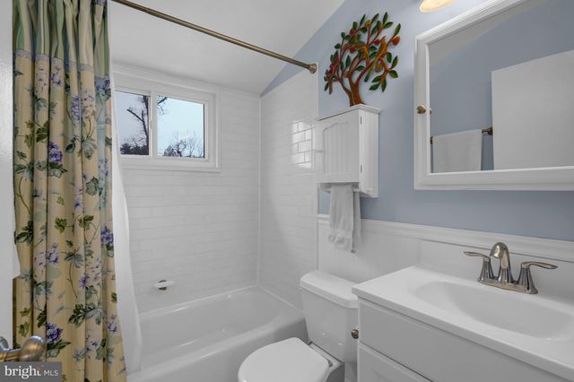 110 E TAYLOR RUN PKWY, Alexandria, VA 22314