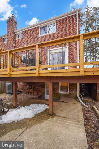 110 E TAYLOR RUN PKWY, Alexandria, VA 22314