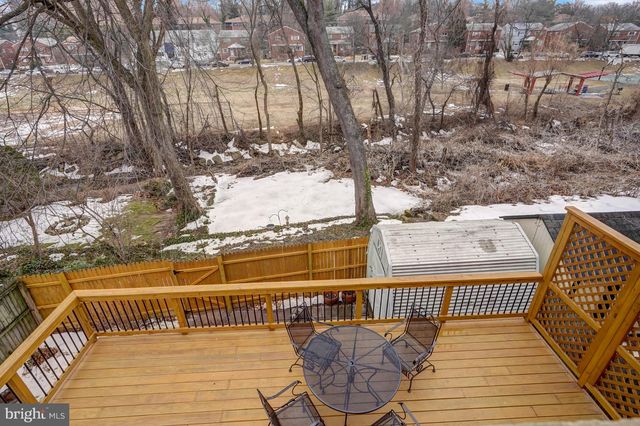 110 E TAYLOR RUN PKWY, Alexandria, VA 22314