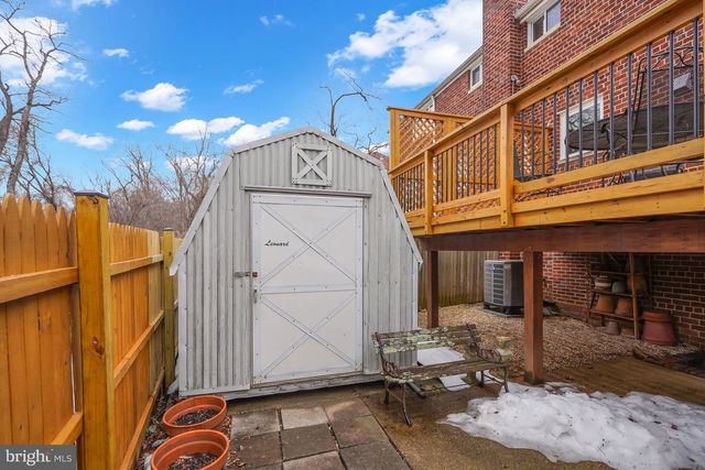 110 E TAYLOR RUN PKWY, Alexandria, VA 22314