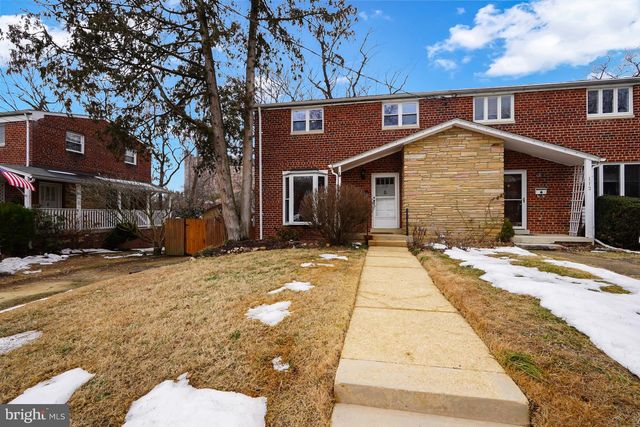 110 E TAYLOR RUN PKWY, Alexandria, VA 22314