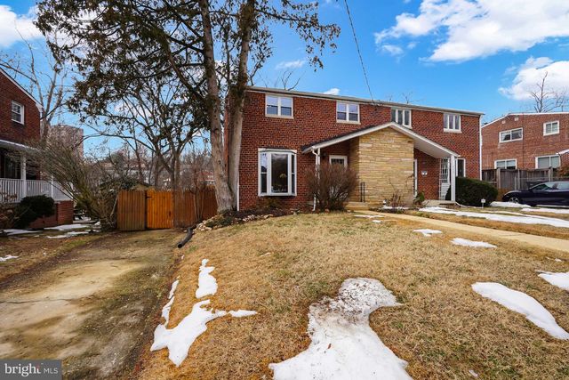 110 E TAYLOR RUN PKWY, Alexandria, VA 22314