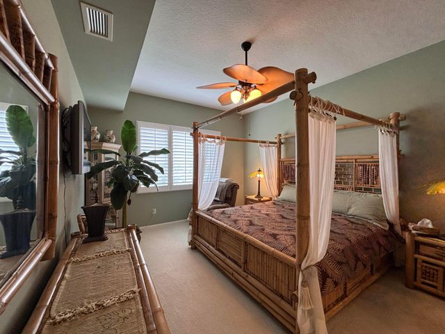 12 Harbour Isle Drive W 204, Fort Pierce, FL 34949