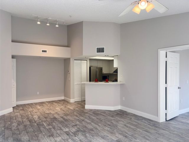 2119 SE 10th Ave 910, Fort Lauderdale, FL 33316