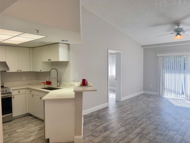 2119 SE 10th Ave 910, Fort Lauderdale, FL 33316