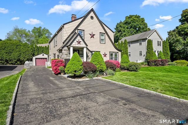 315 Church Hill Road, Trumbull, CT 06611