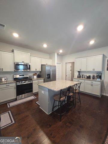 734 Basswood Avenue, Mcdonough, GA 30252