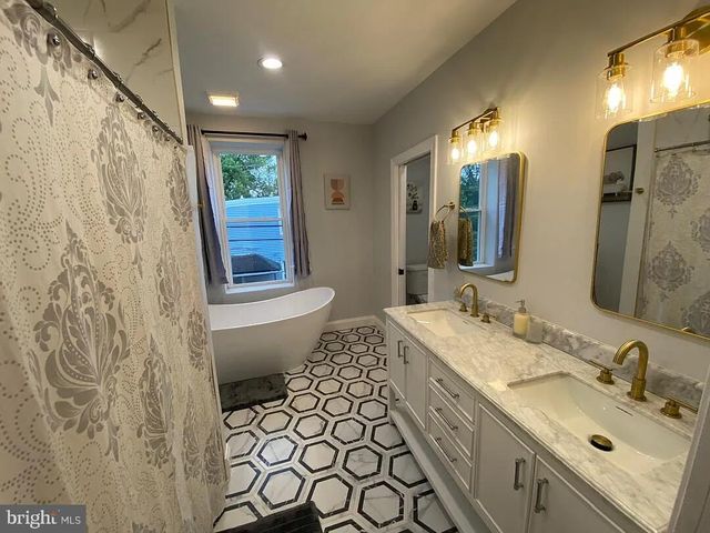 2912 GRINDON AVE, Baltimore, MD 21214