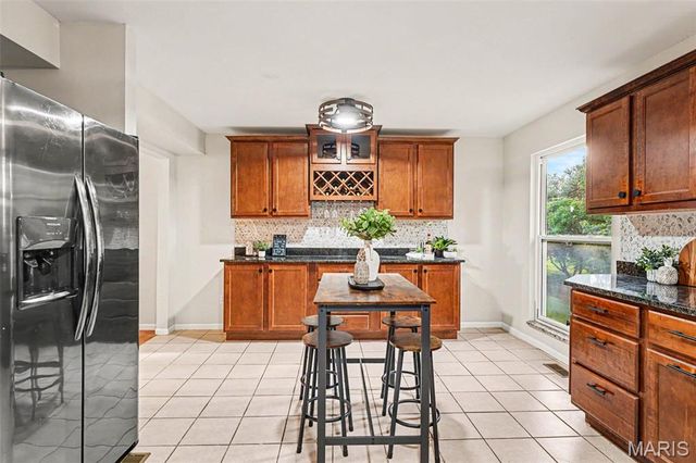591 Summit Hills Drive, Fenton, MO 63026