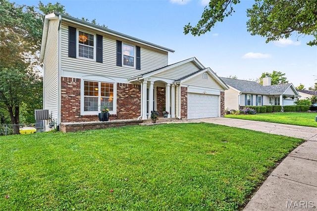 591 Summit Hills Drive, Fenton, MO 63026