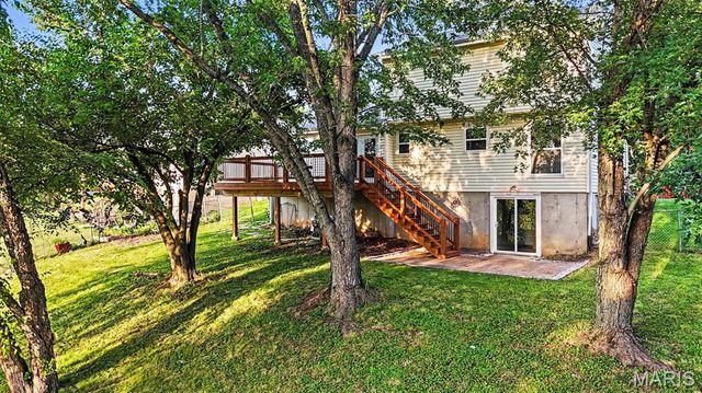 591 Summit Hills Drive, Fenton, MO 63026