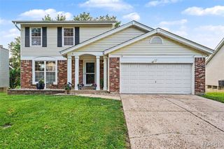 591 Summit Hills Drive, Fenton, MO 63026
