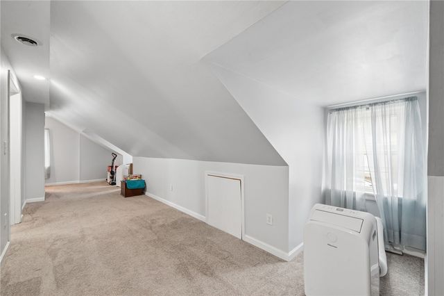 605 W Grant St, Houston, PA 15342