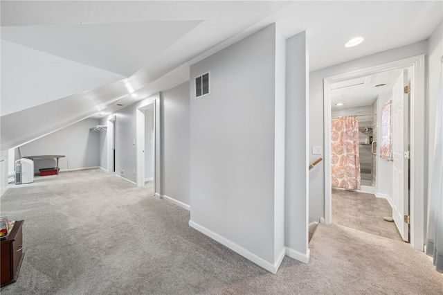 605 W Grant St, Houston, PA 15342