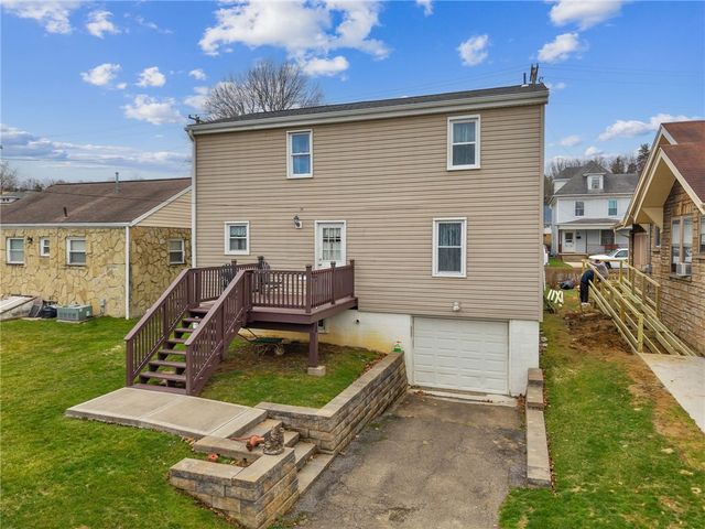 605 W Grant St, Houston, PA 15342