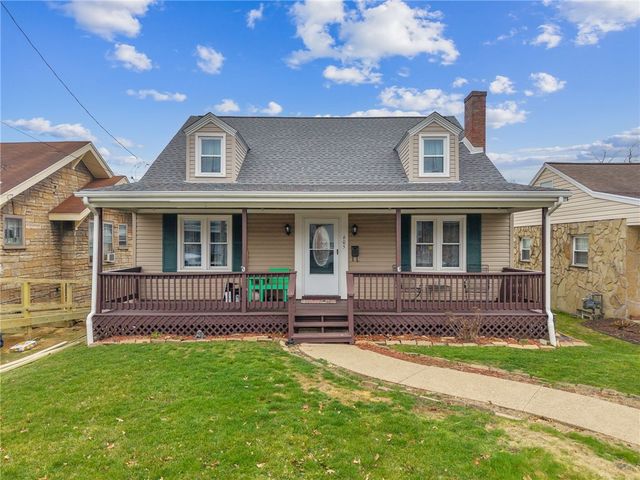 605 W Grant St, Houston, PA 15342