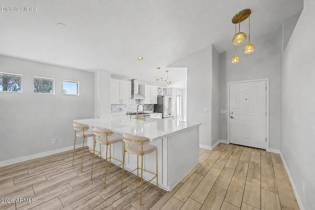1687 E CHEYENNE Street, Gilbert, AZ 85296