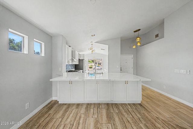 1687 E CHEYENNE Street, Gilbert, AZ 85296