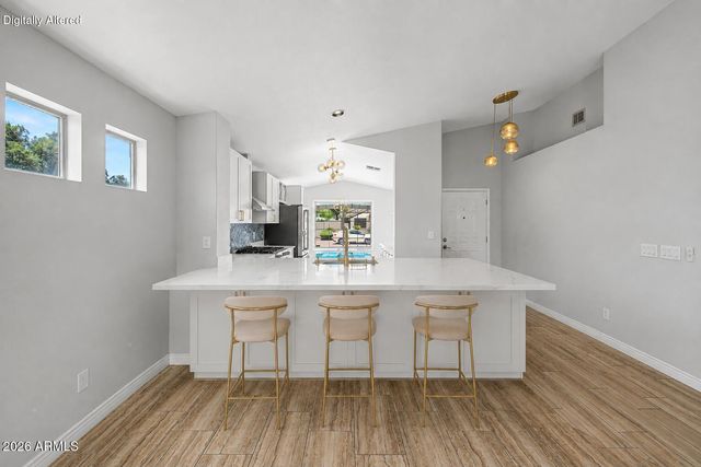 1687 E CHEYENNE Street, Gilbert, AZ 85296