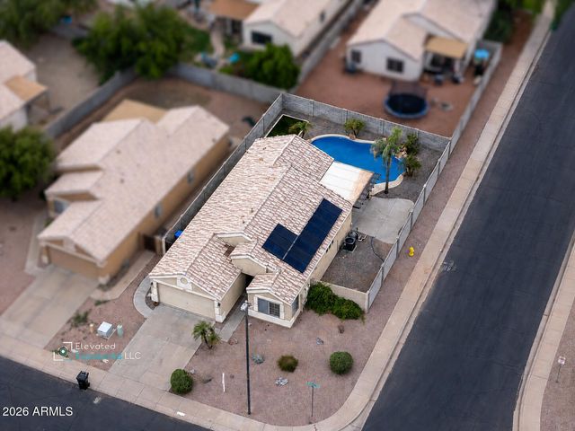 1687 E CHEYENNE Street, Gilbert, AZ 85296