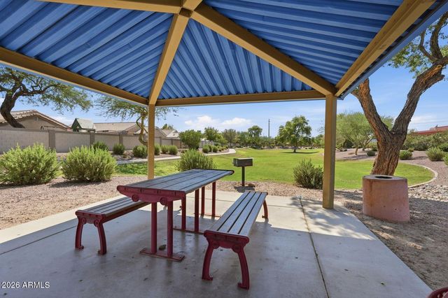 1687 E CHEYENNE Street, Gilbert, AZ 85296