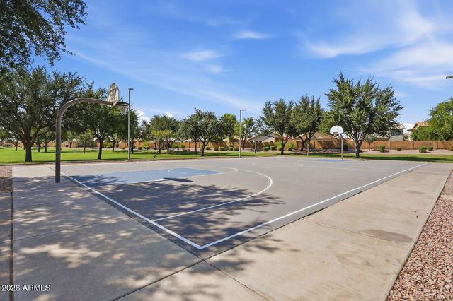 1687 E CHEYENNE Street, Gilbert, AZ 85296