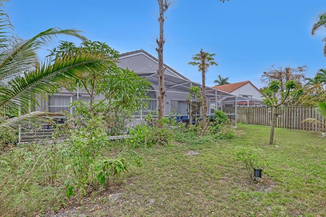 4941 Broadstone Circle, West Palm Beach, FL 33417