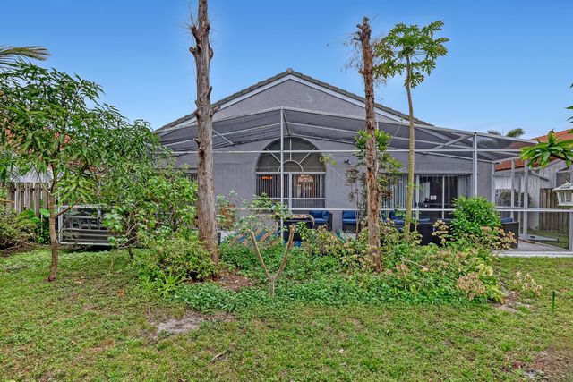 4941 Broadstone Circle, West Palm Beach, FL 33417