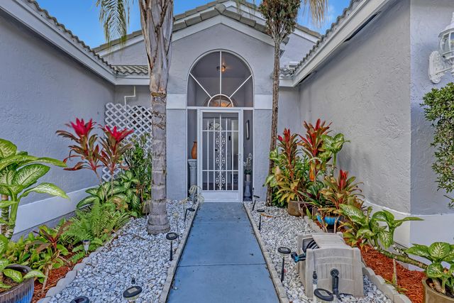 4941 Broadstone Circle, West Palm Beach, FL 33417