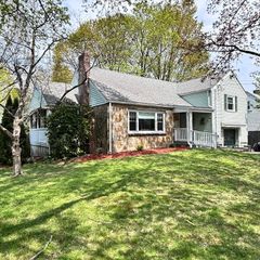 294 Commercial St, Weymouth, MA 02188