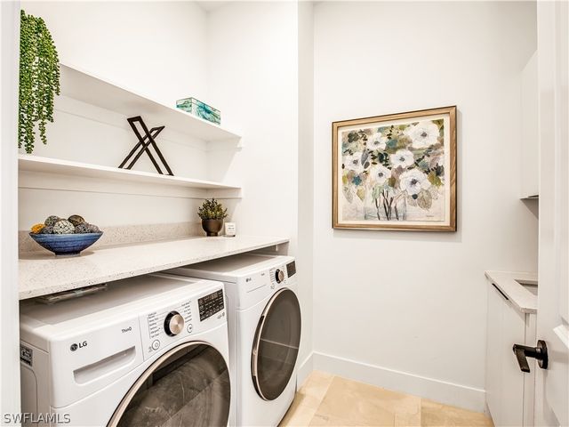 1910 NW 17th TER, Cape Coral, FL 33909