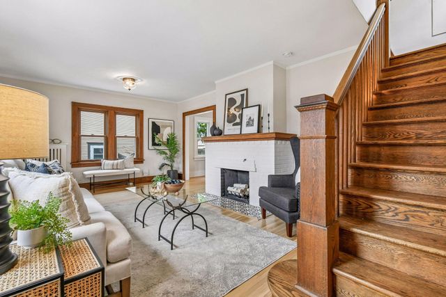 23 W 48th Street, Minneapolis, MN 55419