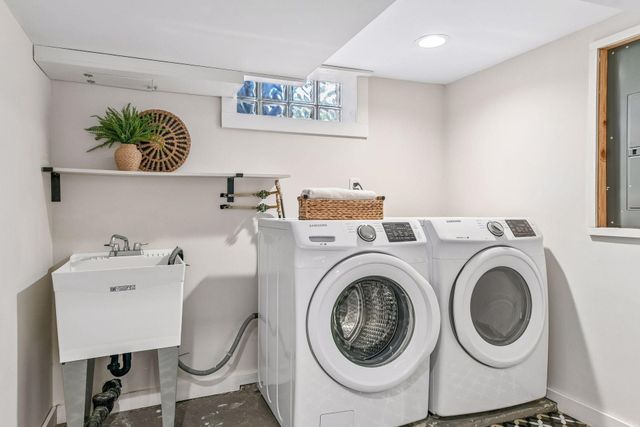 23 W 48th Street, Minneapolis, MN 55419