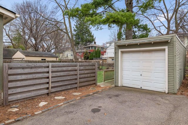 23 W 48th Street, Minneapolis, MN 55419