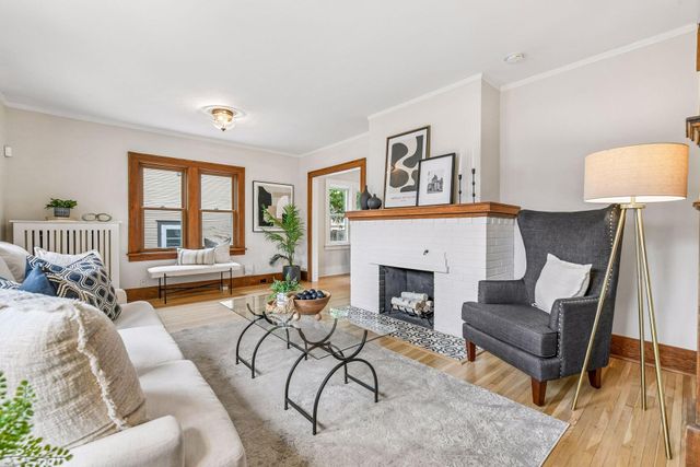 23 W 48th Street, Minneapolis, MN 55419