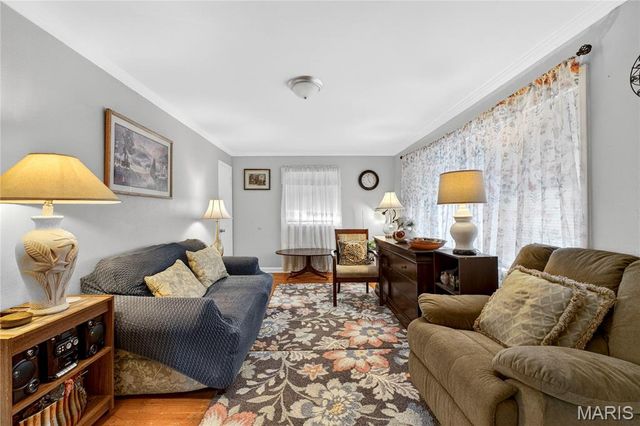 300 Royce Drive, St Louis, MO 63135