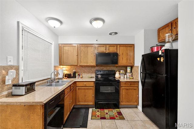 300 Royce Drive, St Louis, MO 63135