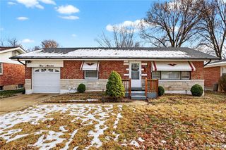 300 Royce Drive, St Louis, MO 63135