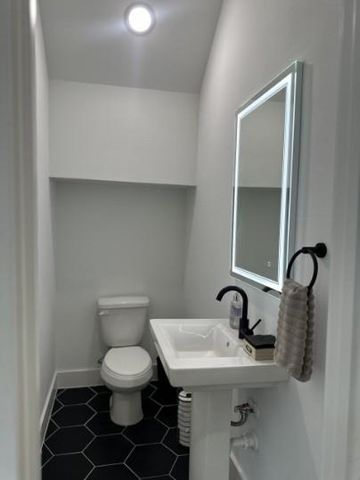 1711 Ruth Street A, Houston, TX 77004