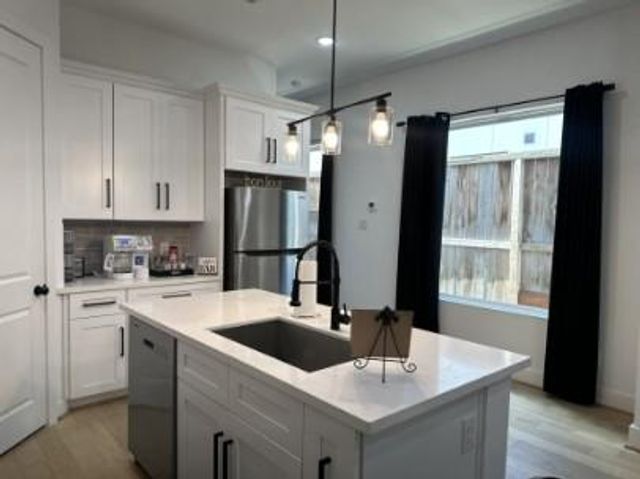 1711 Ruth Street A, Houston, TX 77004