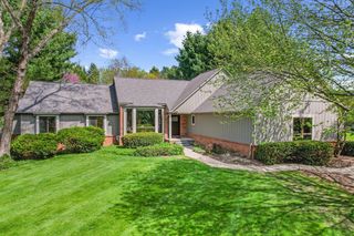 1693 Havenshire Lane, Brighton, MI 48114