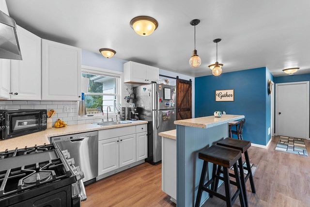 1428 HASTINGS STREET, Green Bay, WI 54301