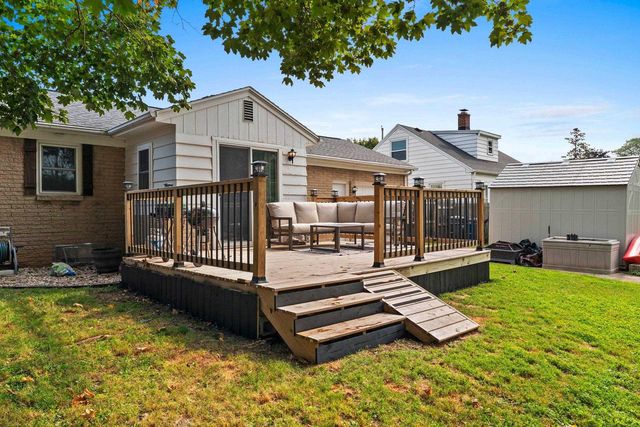 1428 HASTINGS STREET, Green Bay, WI 54301