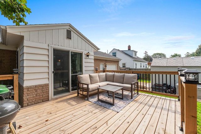 1428 HASTINGS STREET, Green Bay, WI 54301