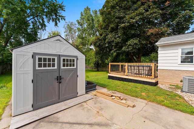 1428 HASTINGS STREET, Green Bay, WI 54301
