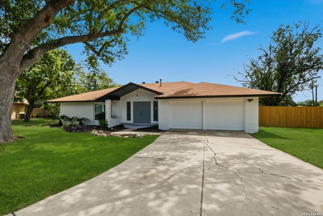 502 Moorside, Windcrest, TX 78239