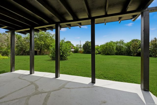 502 Moorside, Windcrest, TX 78239