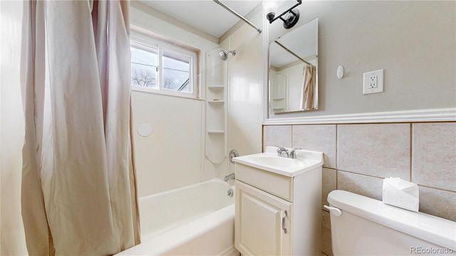 1672 S Benton Street, Lakewood, CO 80232