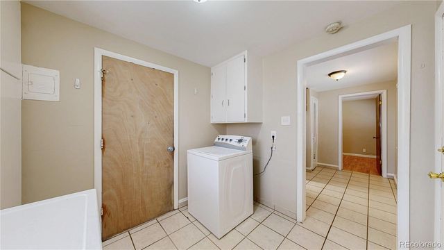 1672 S Benton Street, Lakewood, CO 80232