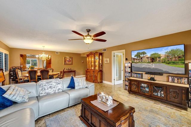 2210 SW 92ND Terrace 2702, Davie, FL 33324